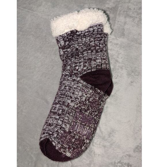 Muk luks socks 2 pair plum color sherpa lined cabin socks non slip - Picture 2 of 5